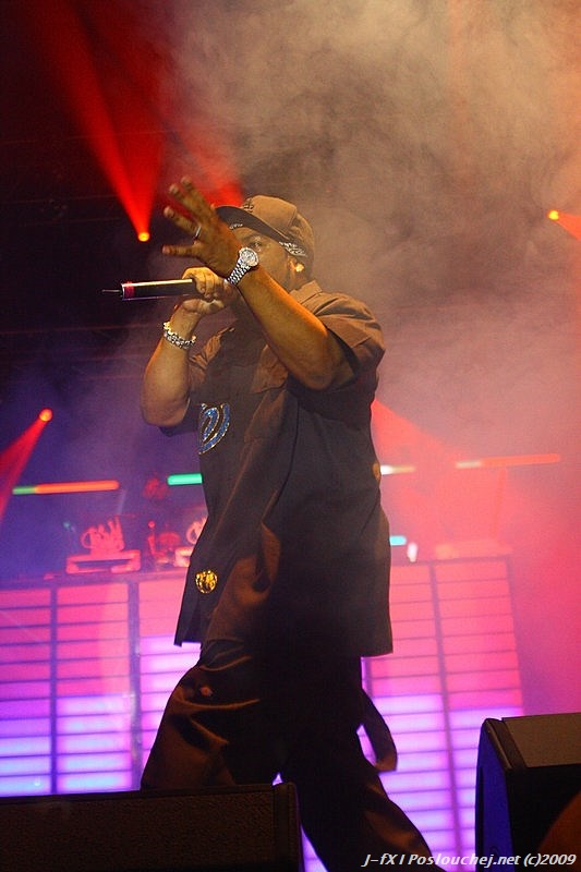 ice cube - 10.4.09